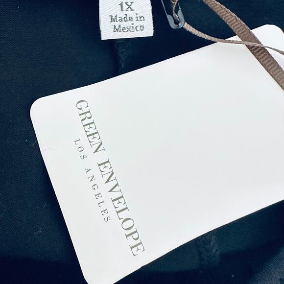 Green Envelope Womens Black Drapey Lace Mix Top Rayon Spandex Size 1X Minimalist - Picture 5 of 7